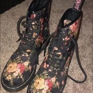 Floral print dr martens
